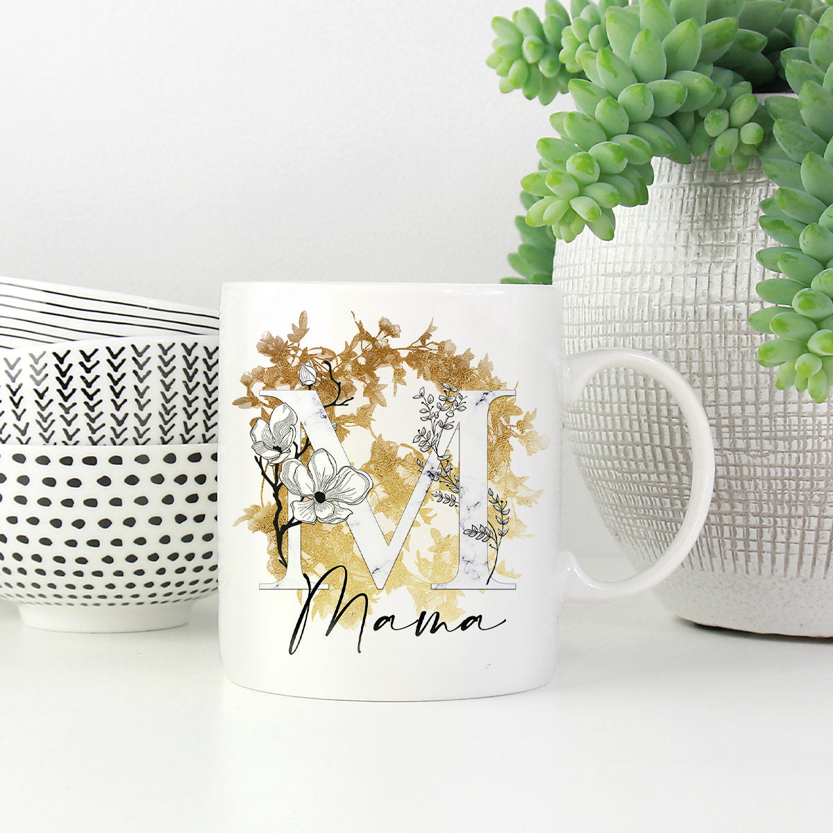 Tasse mit Mama-Aufdruck in Gold