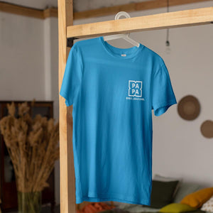 Papa T-Shirt personalisiert mit Wunschnamen oder Geburtsjahr in aqua – Einzigartiges Geschenk für Väter und werdende Papas