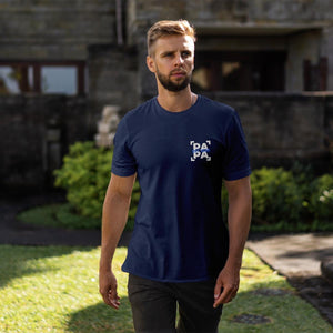 Papa T-Shirt personalisiert mit Wunschnamen oder Geburtsjahr in navy – Einzigartiges Geschenk für Väter und werdende Papas