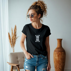 Mama T-Shirt personalisiert mit Wunschnamen oder Geburtsjahr in schwarz – Einzigartiges Geschenk für Mütter und werdende Mamas