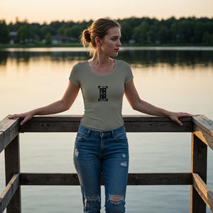 Mama T-Shirt personalisiert mit Wunschnamen oder Geburtsjahr in khaki – Einzigartiges Geschenk für Mütter und werdende Mamas