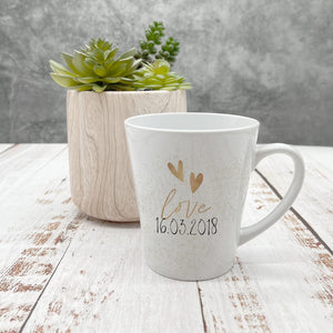 personalisierte konische Tasse mit Name flower