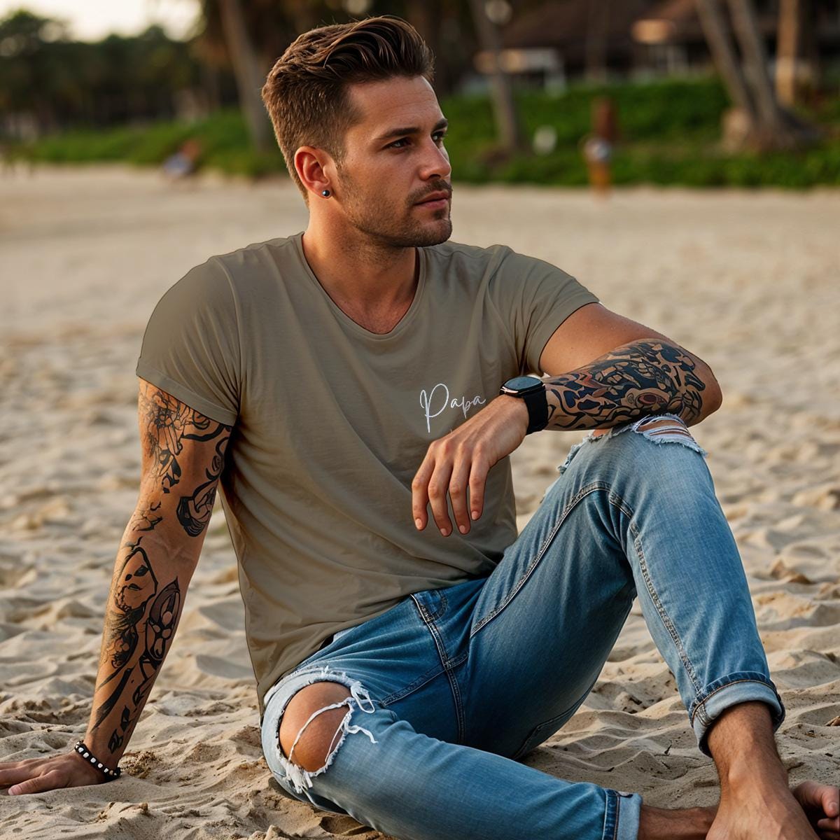 Papa TShirt 2025 khaki, Papa Shirt personalisiert mit Namen und Jahreszahl