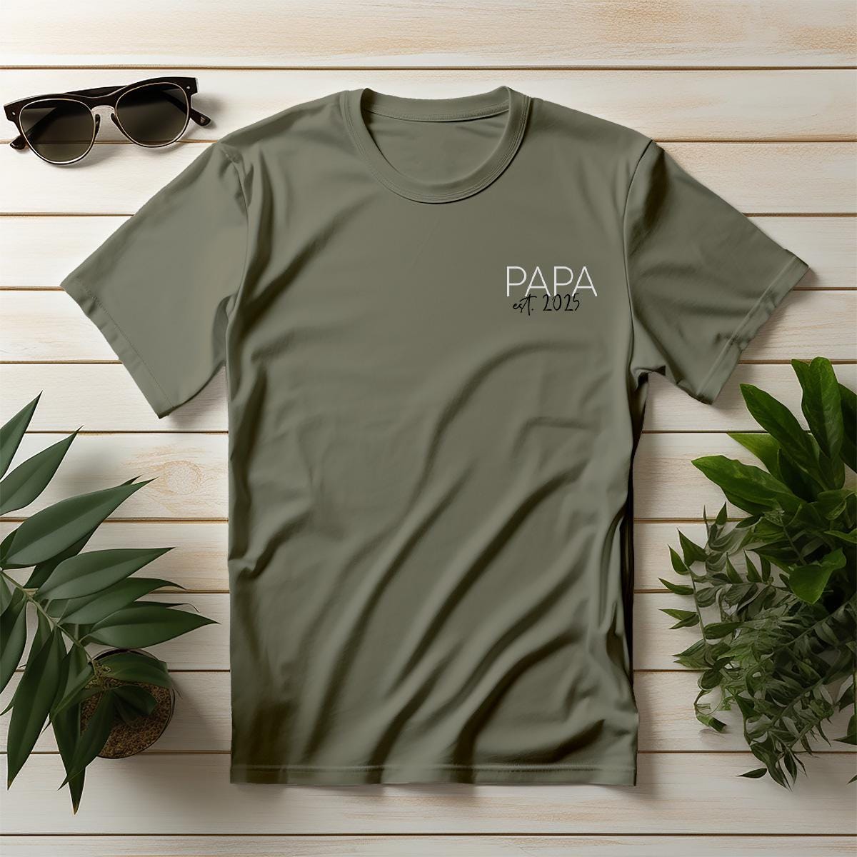 Papa T-Shirt Visby khaki, Papa Shirt personalisiert mit Namen