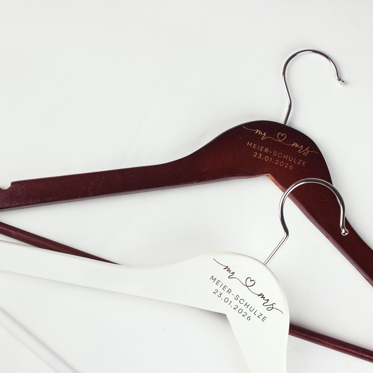 Holz Kleiderbügel Mr Mrs mit personalisierter Gravur, Wunschtext, Hochzeit, Brautkleid, Brautgeschenk, Heirat, Brautgeschenk
