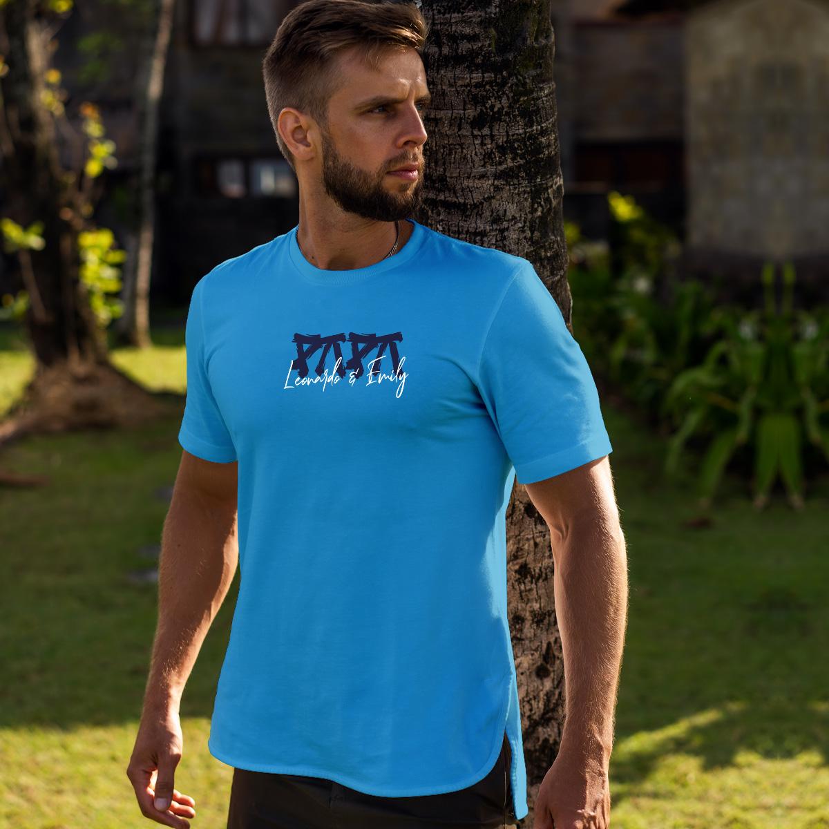 Individuelles Papa Shirt mit Kindernamen und Geburtsjahr in aqua – Das perfekte personalisierte Geschenk für stolze Dads