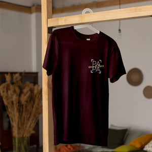Personalisiertes Papa T-Shirt mit Namen der Kinder und Wunschjahr in bordaux – Individuelles Geschenk für Väter zum Vatertag