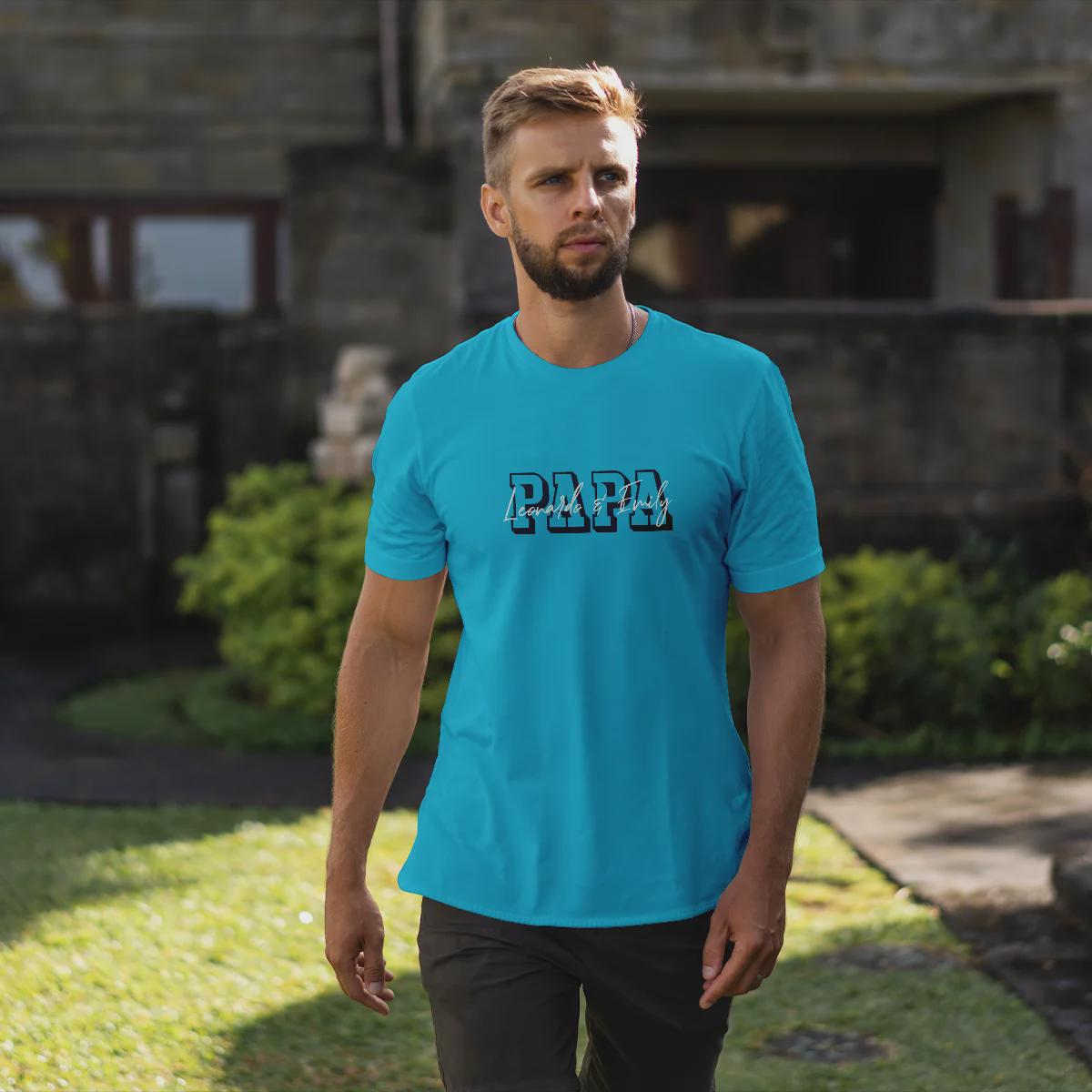 Individuelles Papa Shirt mit Kindernamen und Geburtsjahr in aqua – Das perfekte personalisierte Geschenk für stolze Dads