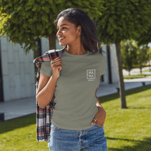 Individuelles Mama Shirt mit Kindernamen und Geburtsjahr in khaki – Das perfekte personalisierte Geschenk für die stolze Mutter