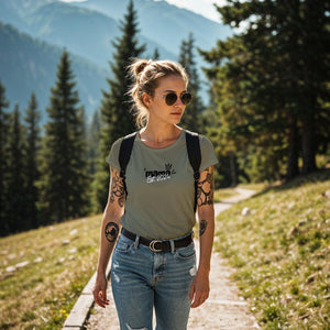 Mama T-Shirt personalisiert mit Wunschnamen oder Geburtsjahr in khaki – Einzigartiges Geschenk für Mütter und werdende Mamas