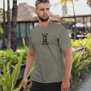Individuelles Papa Shirt mit Kindernamen und Geburtsjahr in khaki – Das perfekte personalisierte Geschenk für stolze Dads