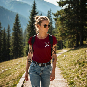 Personalisiertes Mama T-Shirt mit Namen der Kinder und Wunschjahr in bordeaux – Individuelles Geschenk für Mütter zum Muttertag