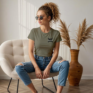 Mama T-Shirt personalisiert mit Wunschnamen oder Geburtsjahr in khaki – Einzigartiges Geschenk für Mütter und werdende Mamas